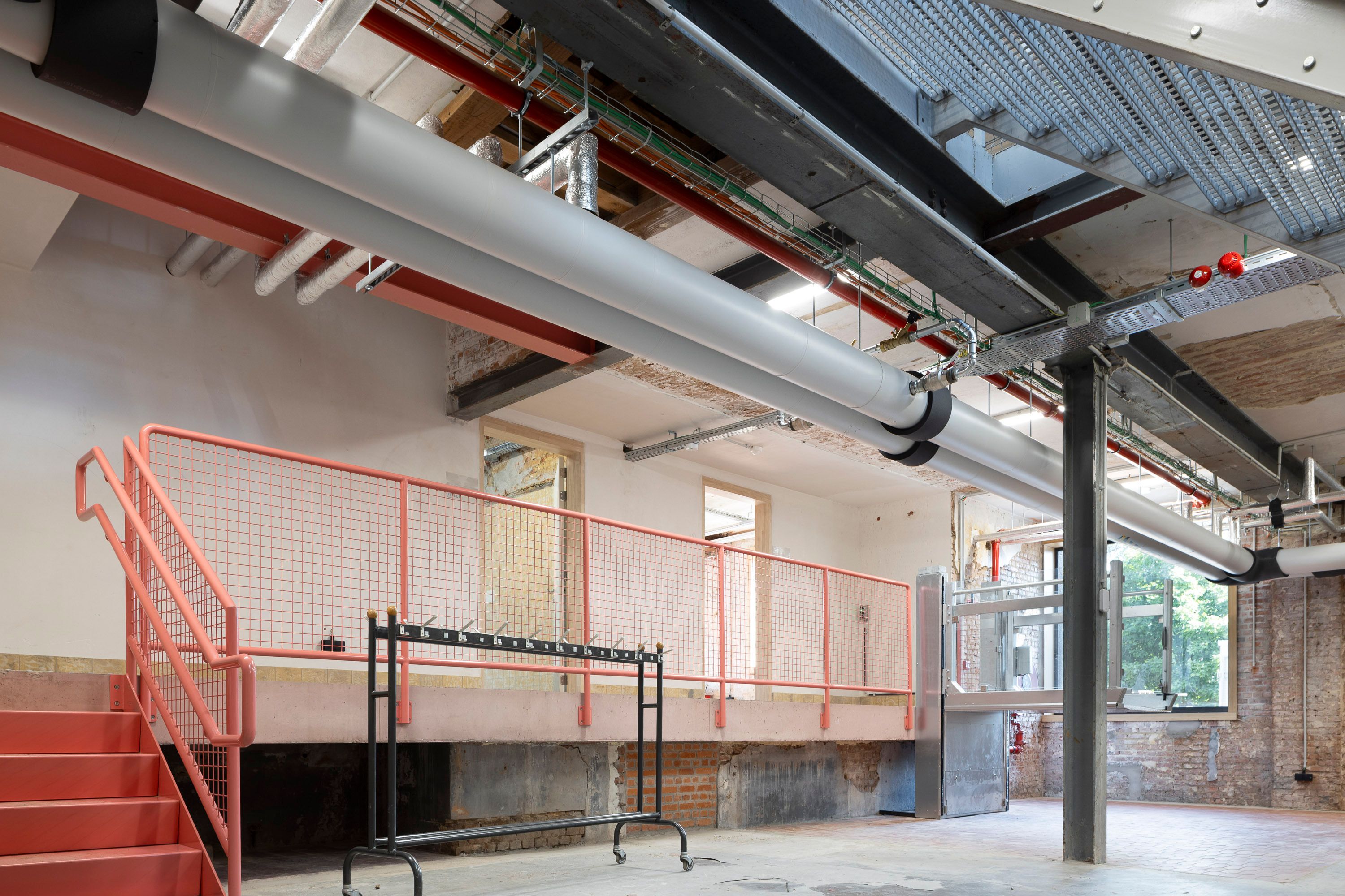 Uptech Sint Niklaas low 14