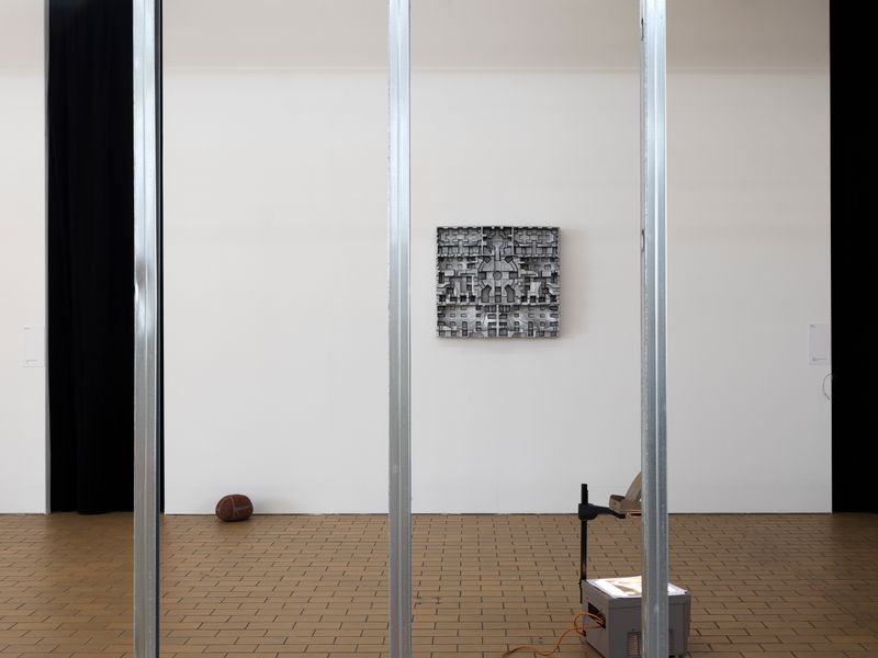What's in an artwork. Exhibition view, Maarten Vanden Eynde, Philip Metten. Photo by Dani Gherca
