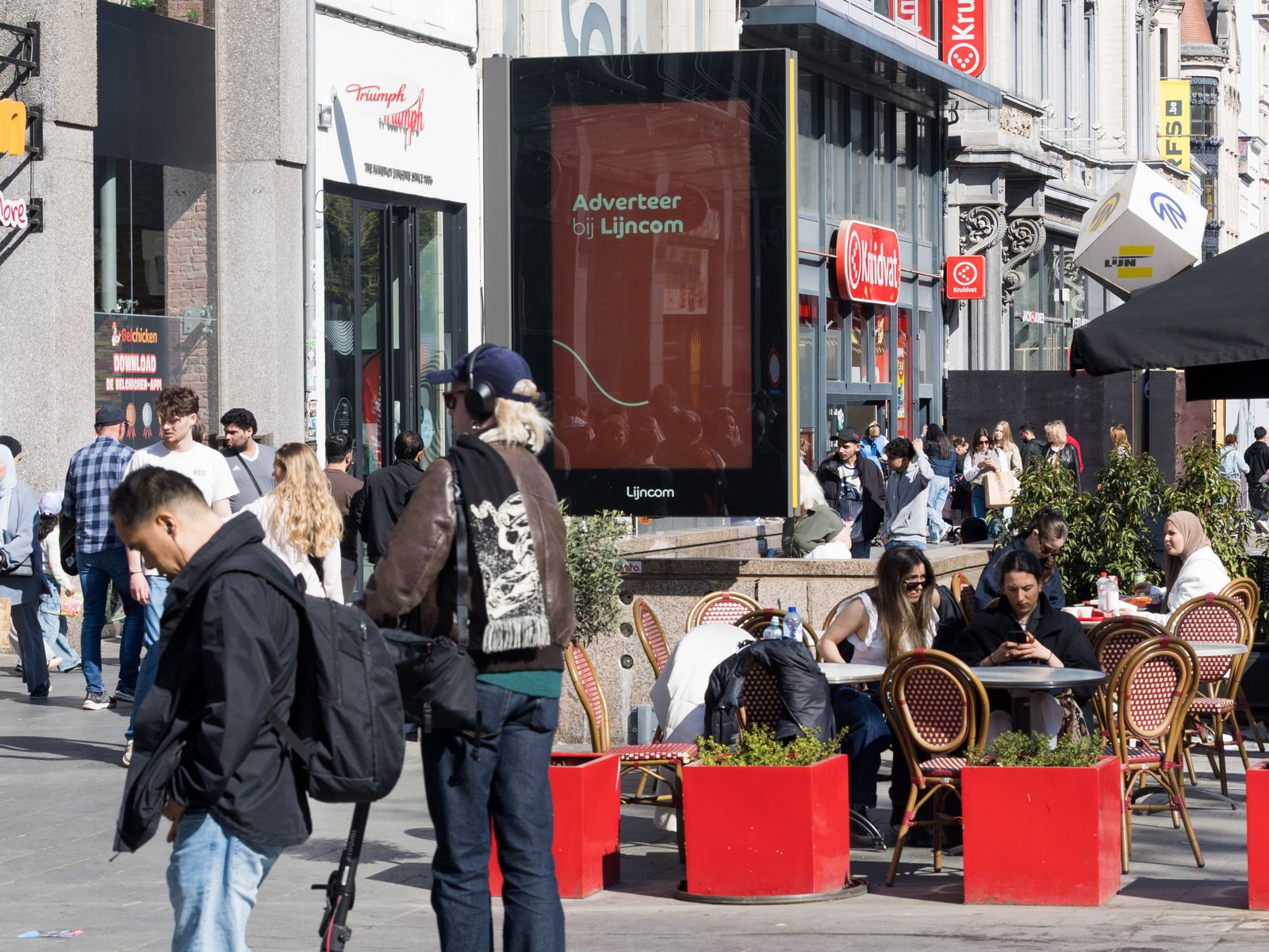 DOOH scherm Meir ME03 17