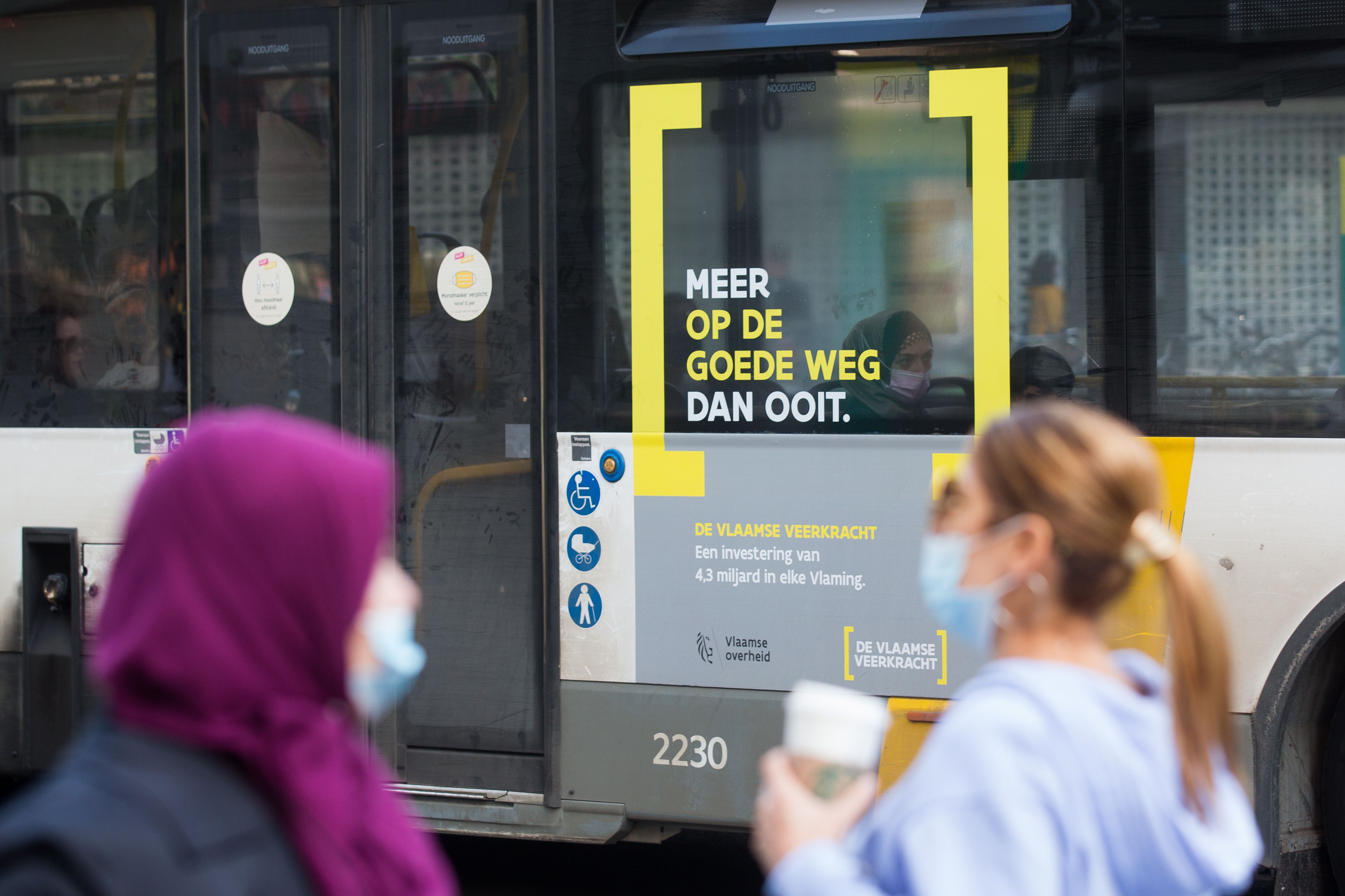 Window side 2m2 - Gouvernement Flamand