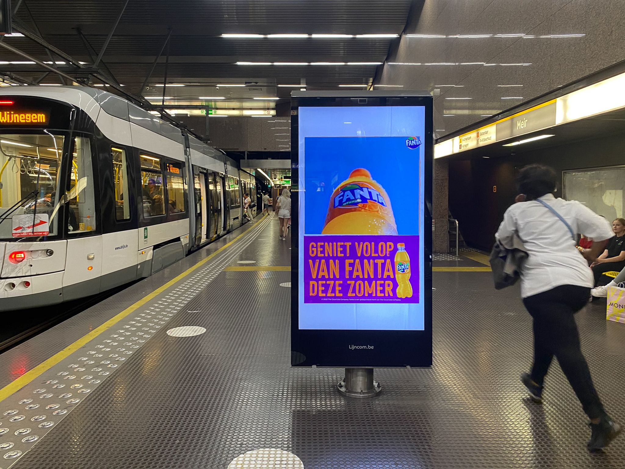 DOOH - Fanta
