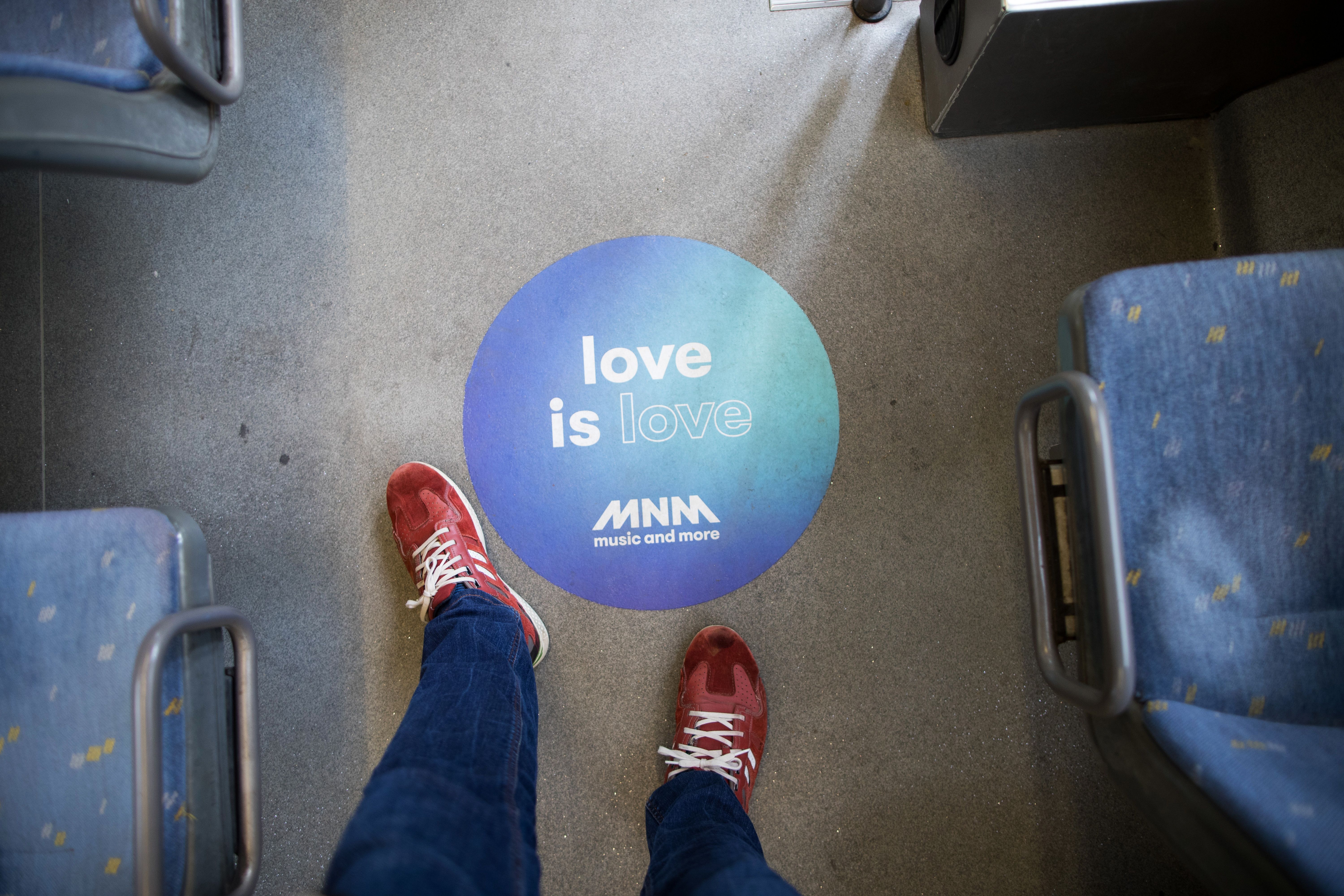Floor sticker - MNM
