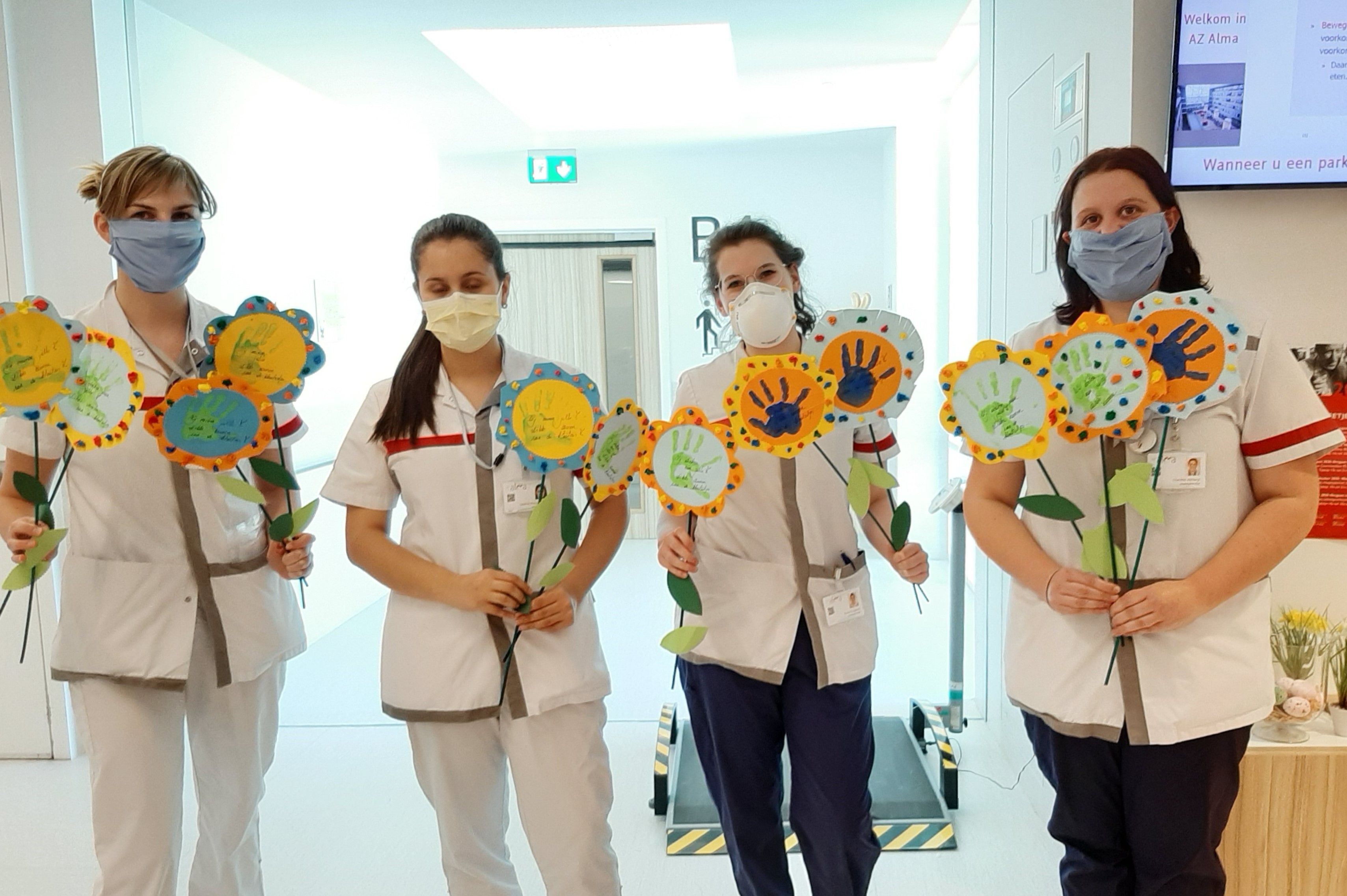 Corona bloemen medewerkers 2