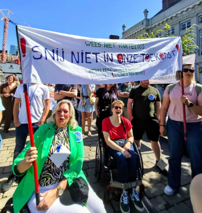 Snij niet in onze toekomst