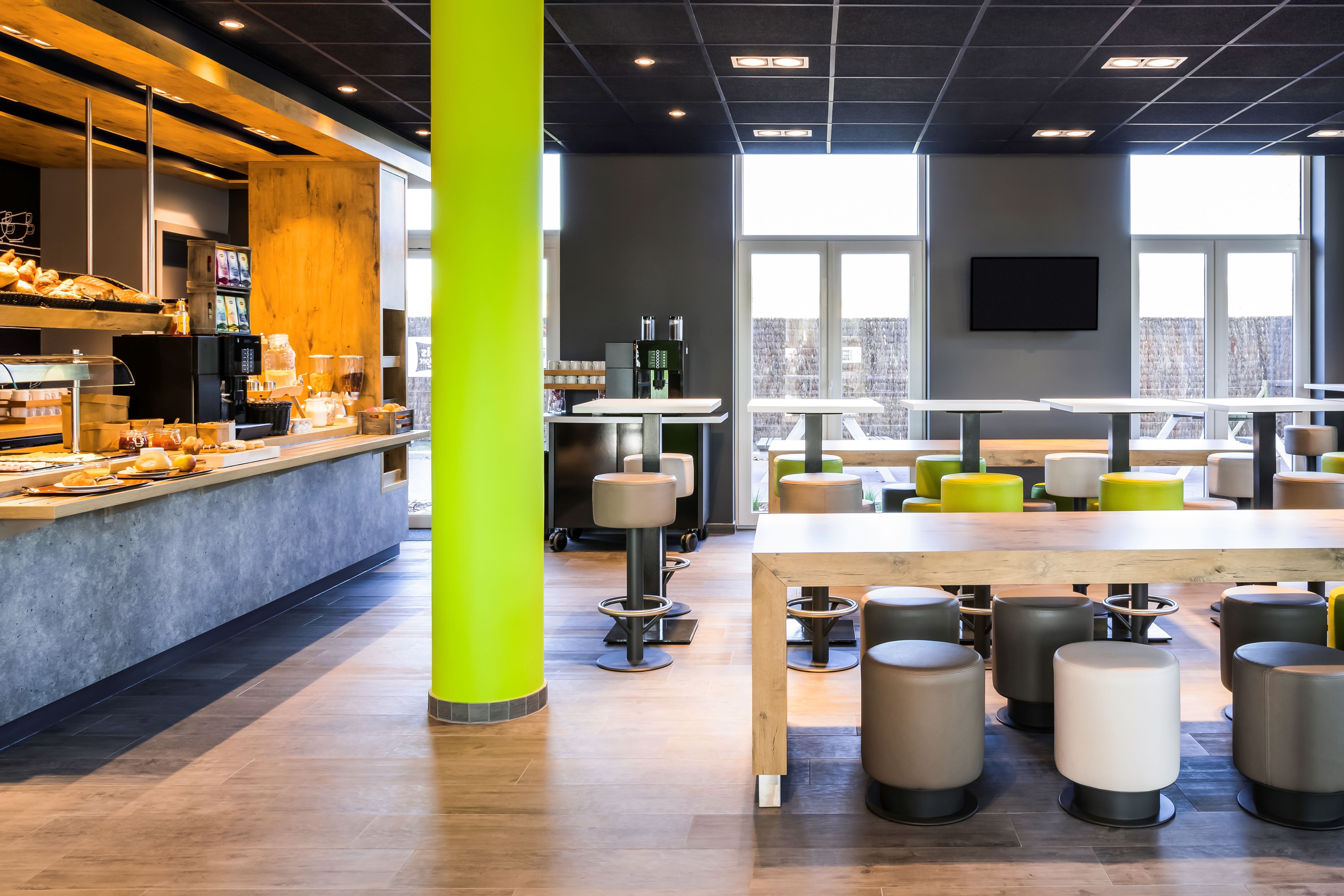 Ibis Knokke ontbijtruimte