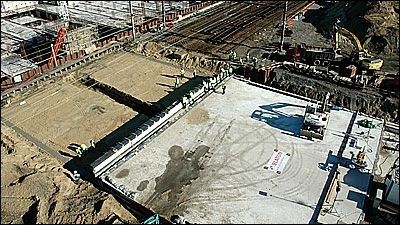 2009_Schuifoperatie tweede dakplaat Timichegtunnel