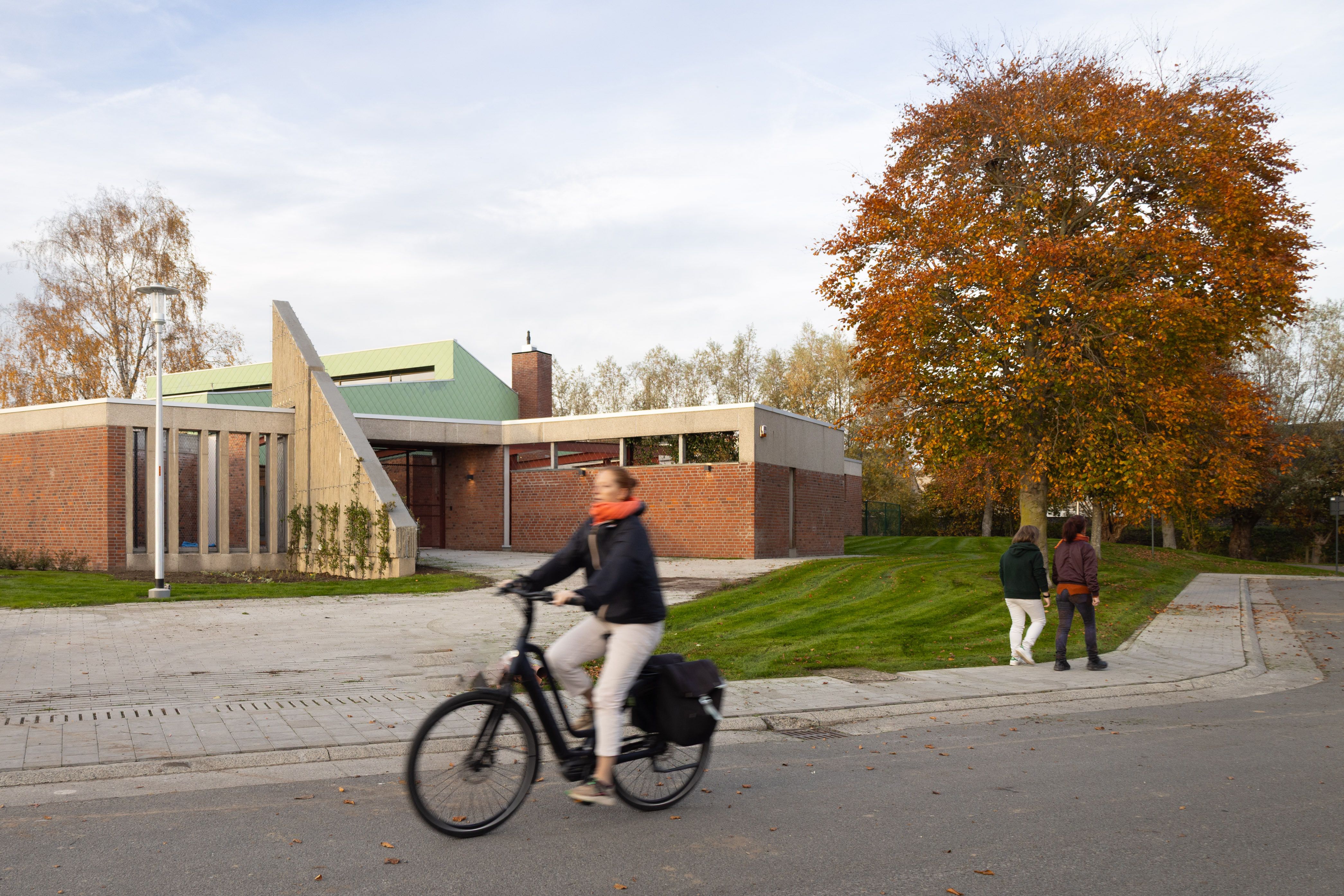 BRESSERS ARCHITECTEN 2139 20251106 HERBESTEMMING ST JOZEFKERK LOKEREN SPOELE2 A5921 LI klein