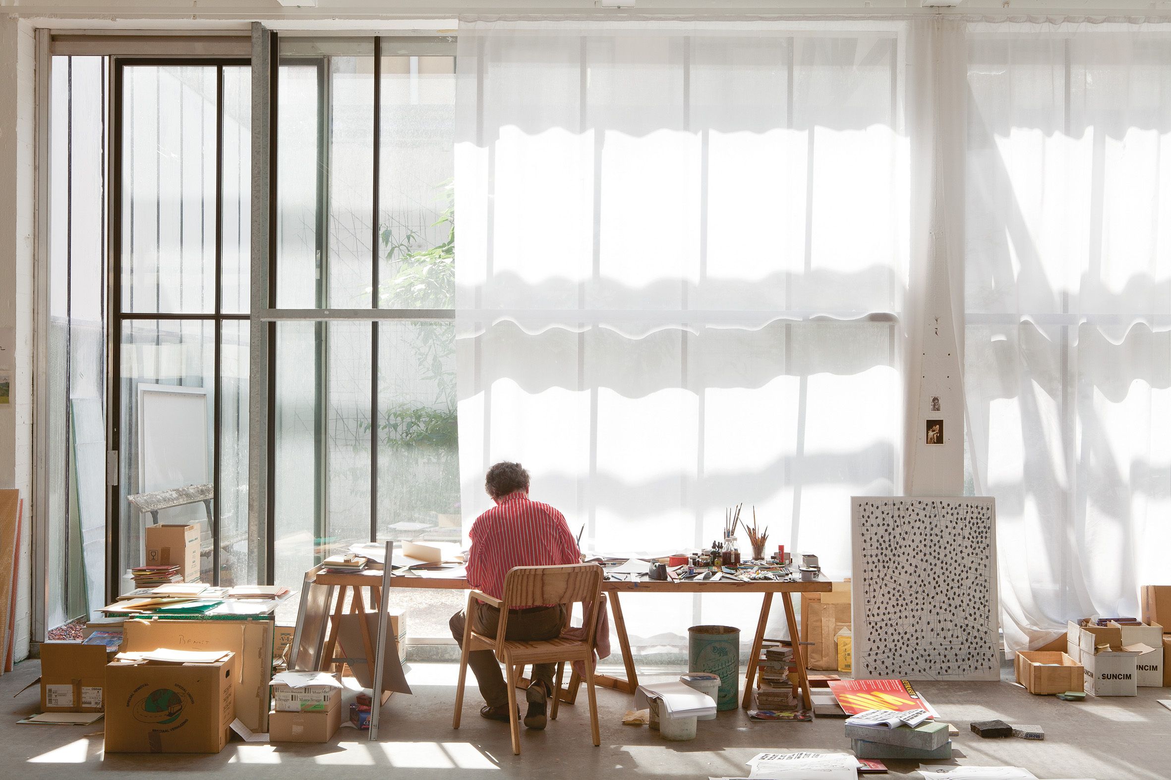 Benoît in his studio 2012 © Frederik Vercruysse