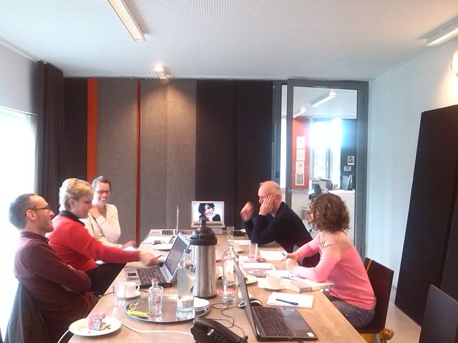 Foto redactie verkleind