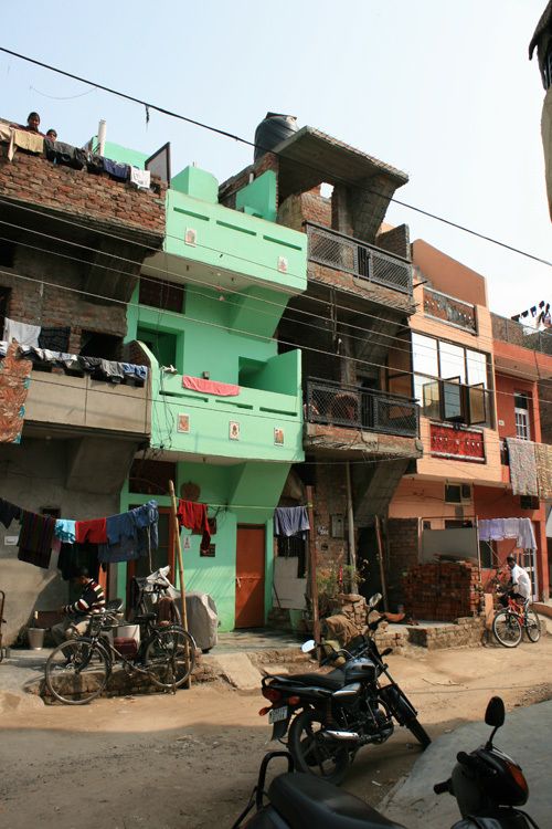 Web chandigarh india een moderne woonwijk die door de bewoners is getransformeerd foto tom avermaete 0 pyl