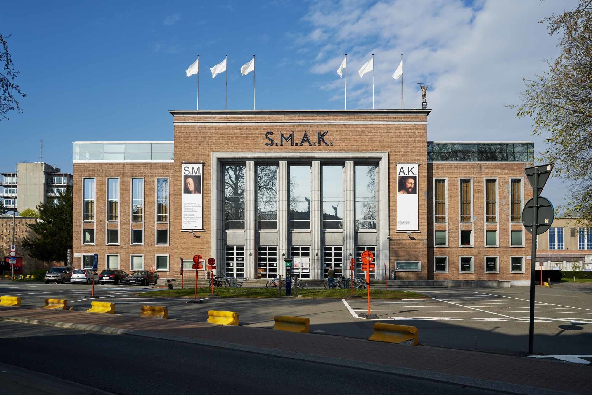 Over S.M.A.K. | S.M.A.K.
